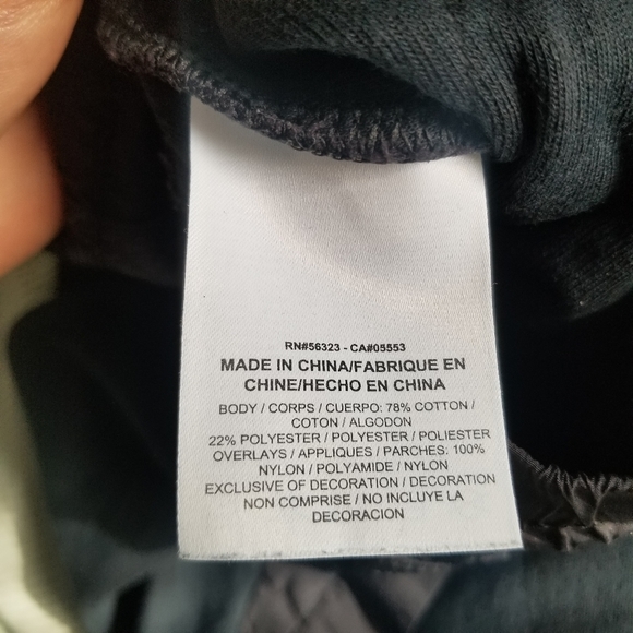 Nike Black Tech Fleece Cropped Sneaker Pants Medium - Picture 9 of 9